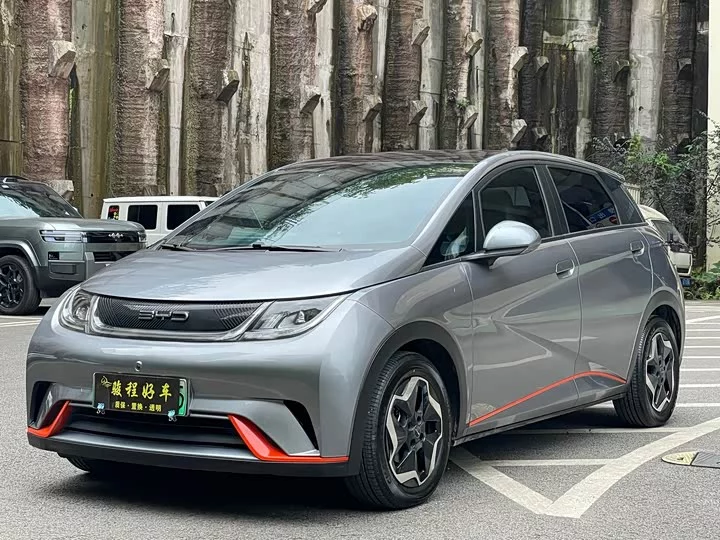 BYD dolphin