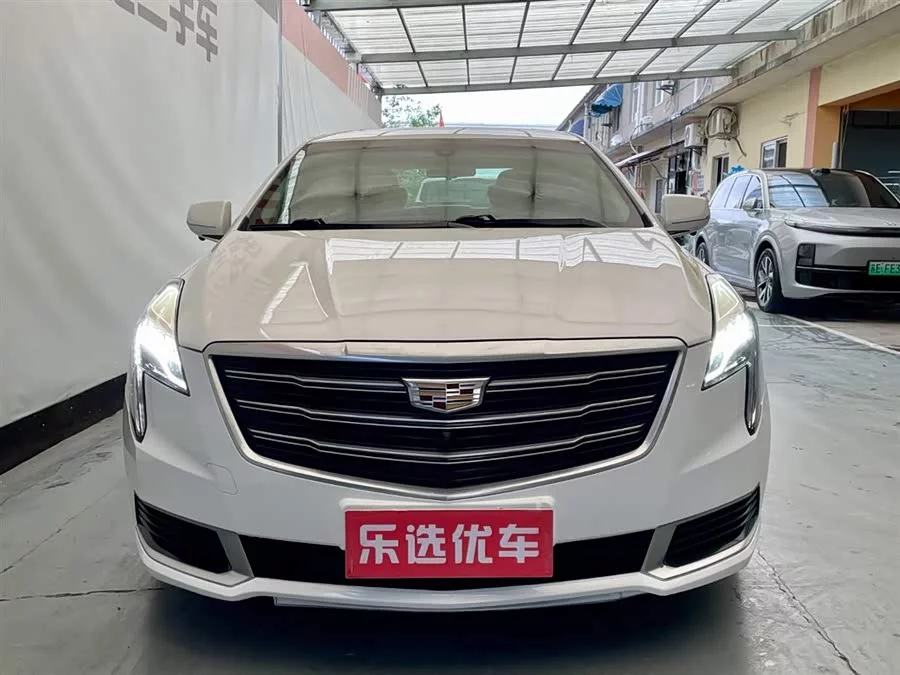 Cadillac XTS