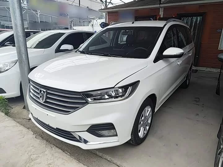Baojun 360