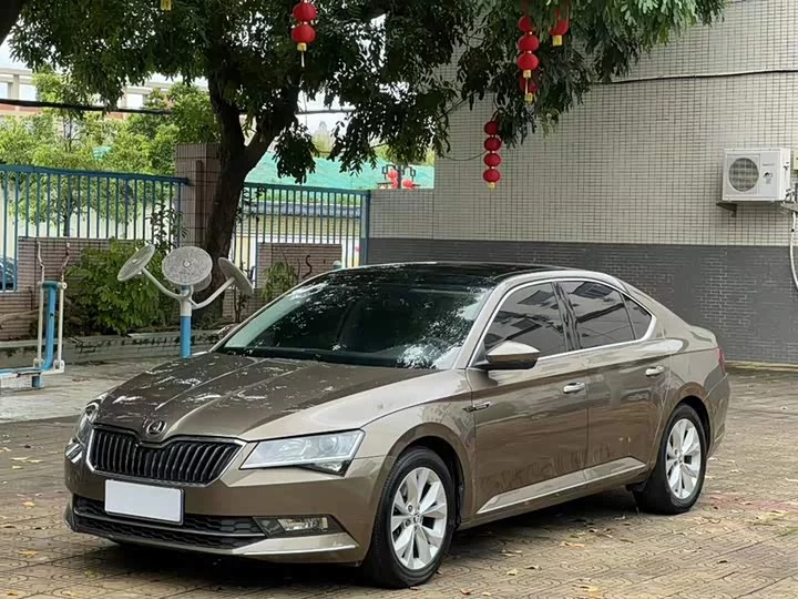 Skoda SuperB