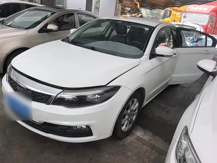 Qoros 3