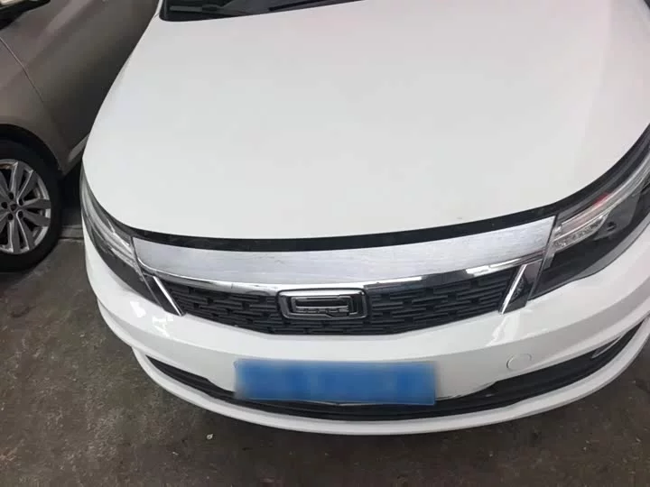 Qoros 3