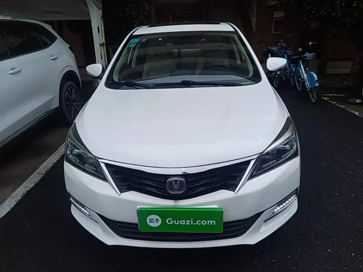 Changan Yuexiang V7
