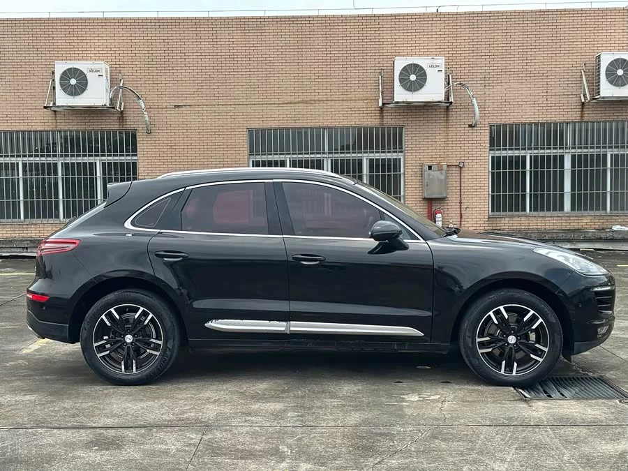 Zotye SR9