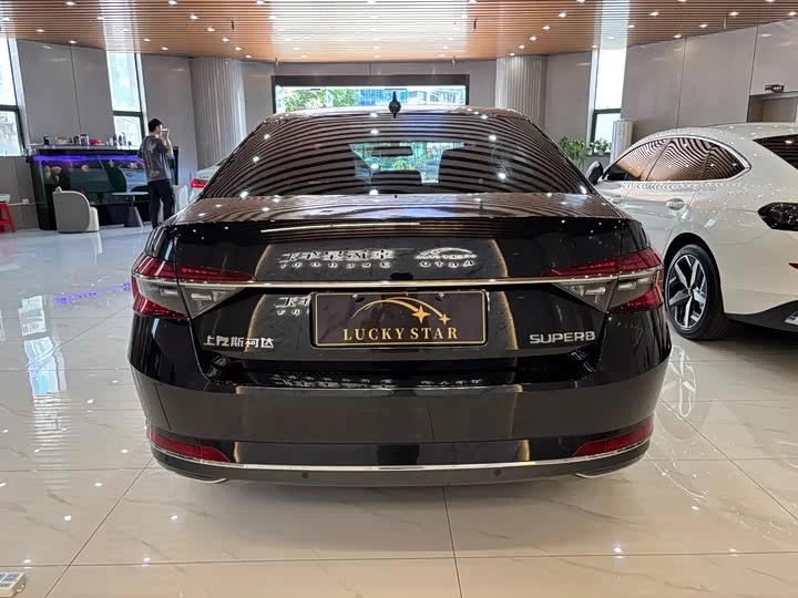 Skoda SuperB