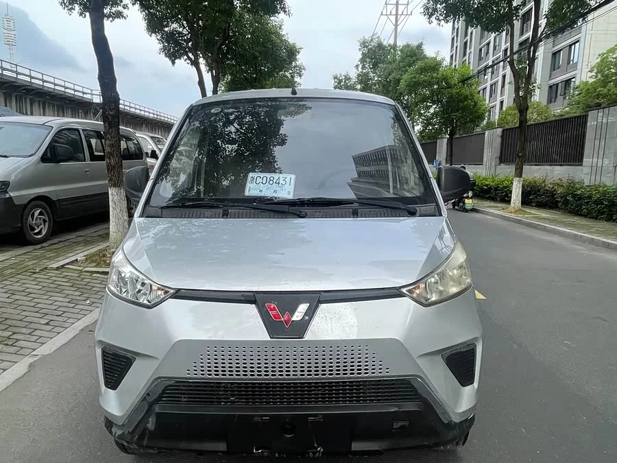 Wuling EV50