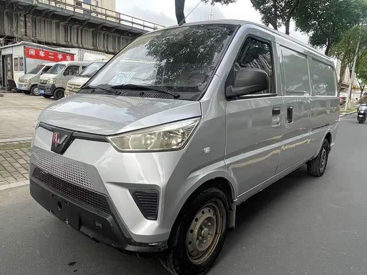 Wuling EV50