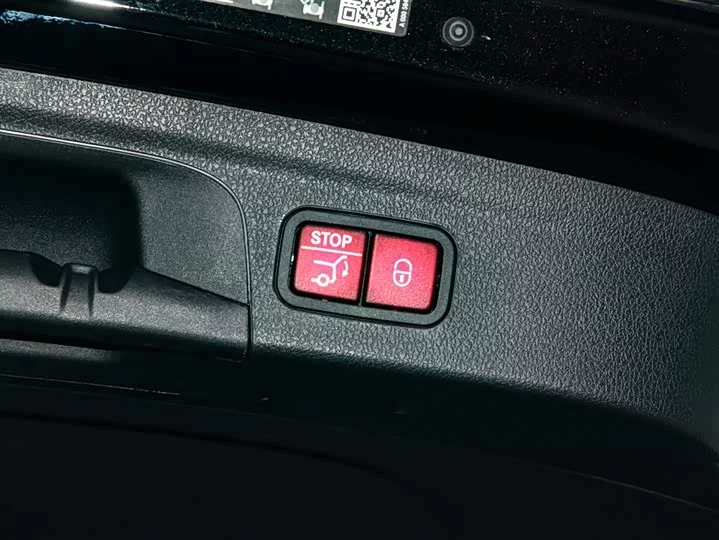 Mercedes-Benz GLE (Imported)