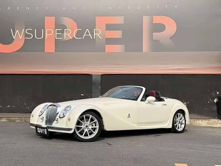 Mitsuoka Queen