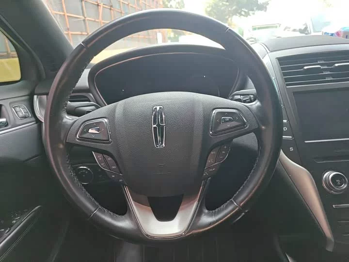 Lincoln MKC