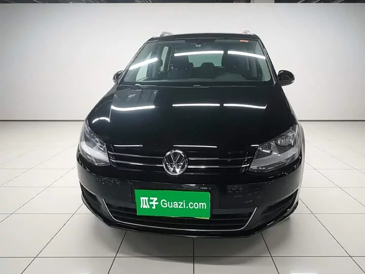 Volkswagen Sharon