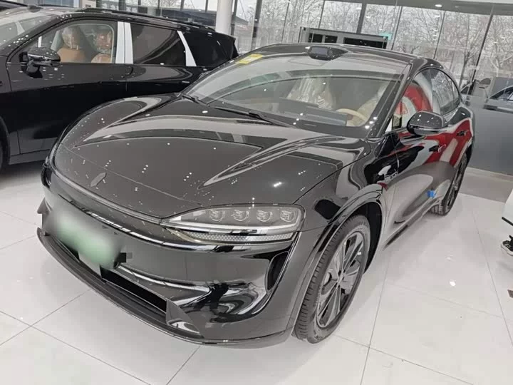Luxeed R7