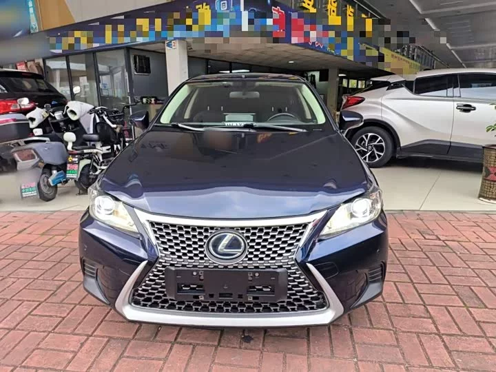 Lexus CT