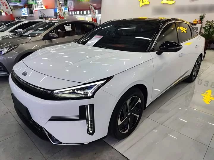 Geely Galaxy L6