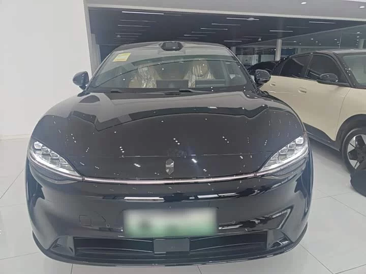 Luxeed R7