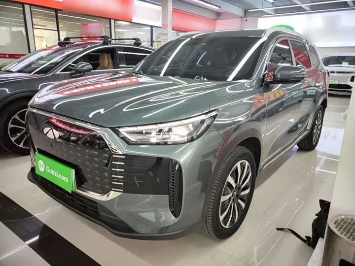 Chery Fengyun T8