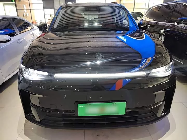 Leapmotor C16