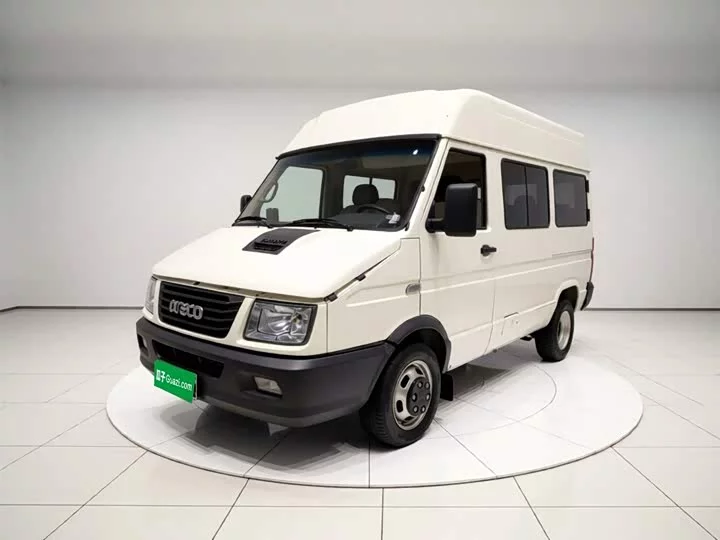 Iveco proud