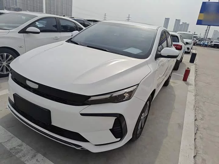 Geely Emgrand L HiP