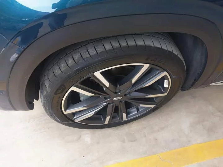 Geely Xingyue L