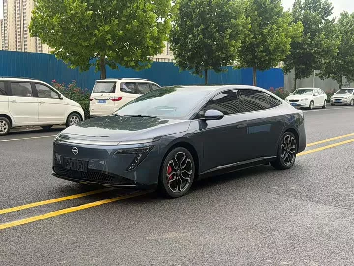 Nissan N7