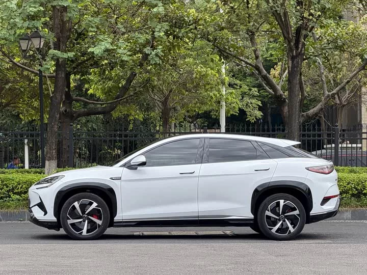 BYD Sea Lion 07 EV