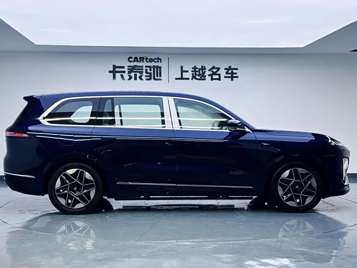 Deepal Dark blue S09