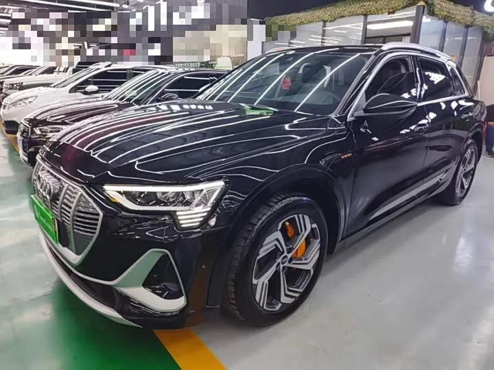 Audi e-tron