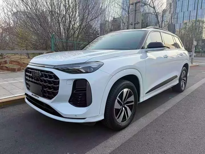 Audi Q6