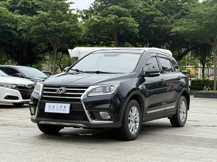 BAIC S6