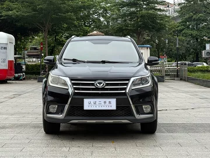 BAIC S6