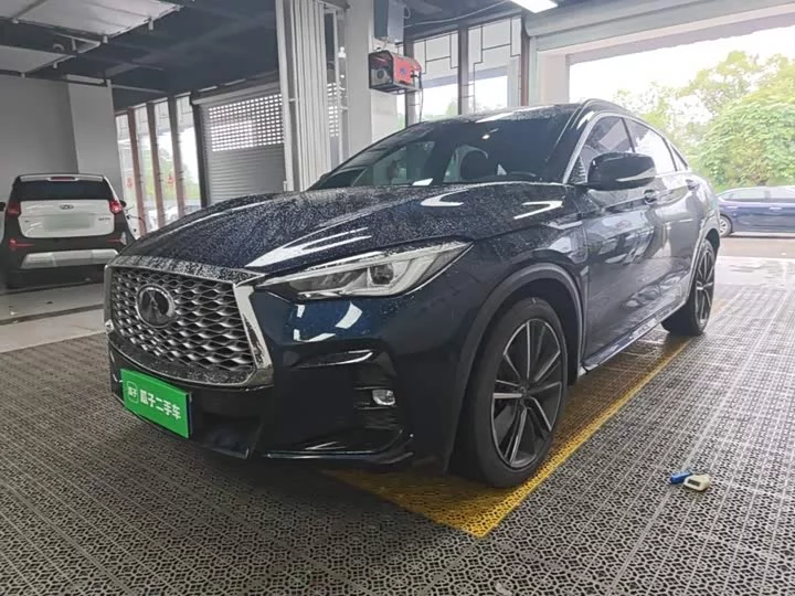 Infiniti QX55