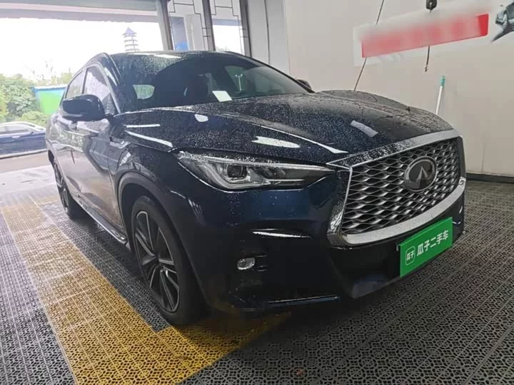 Infiniti QX55
