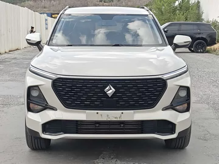 Baojun RS-3