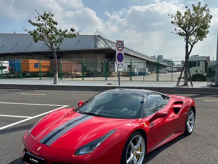 ferrari 488