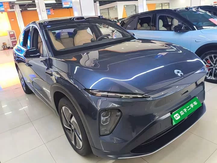 NIO EC7