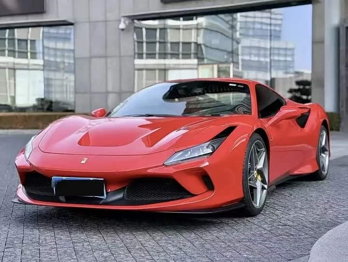 ferrari F8