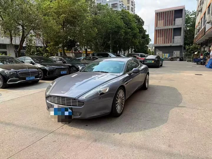 Aston Martin Rapide