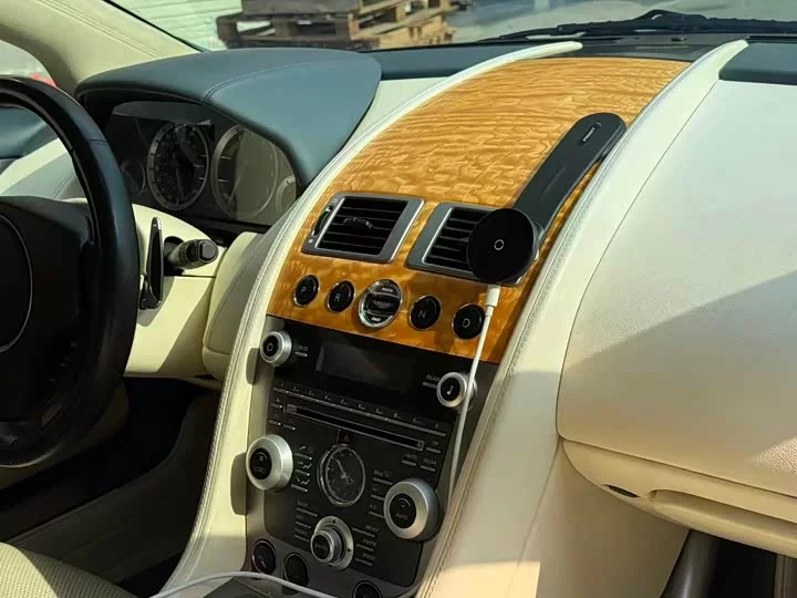 Aston Martin Rapide