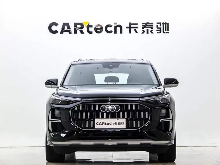 Audi Q6