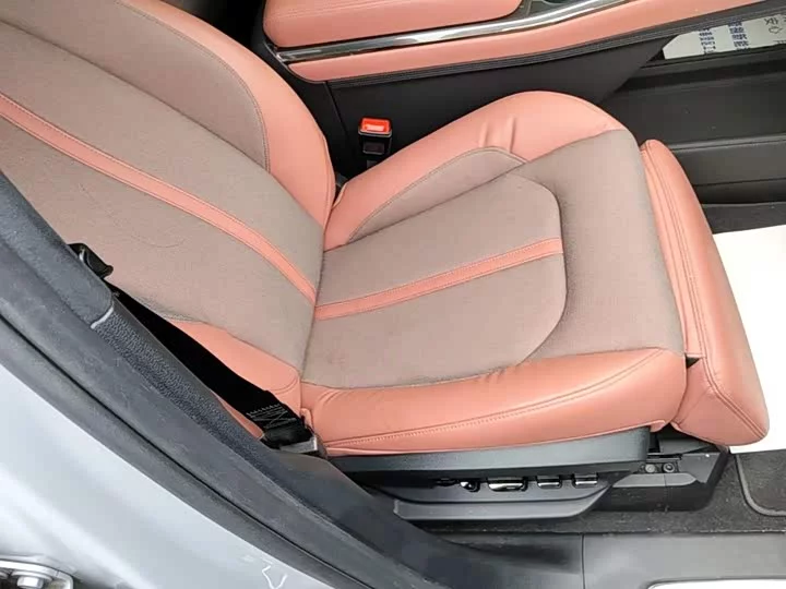 NIO EC6