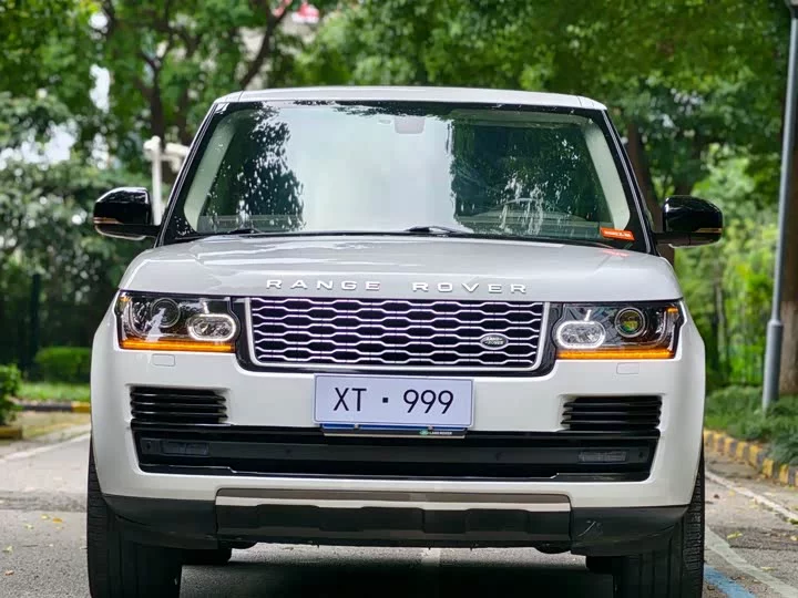 Land Rover range rover