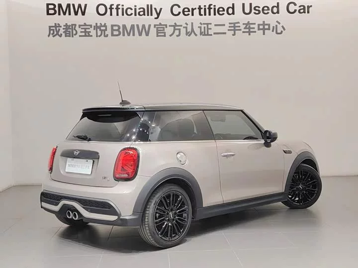 MINI 