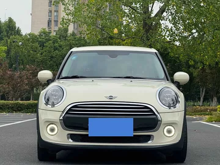 MINI 