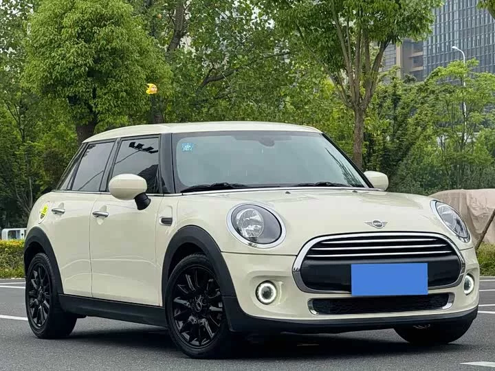 MINI 