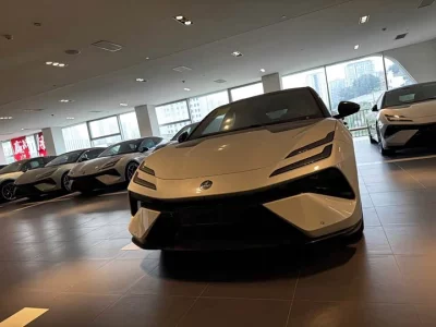 Lotus EMEYA