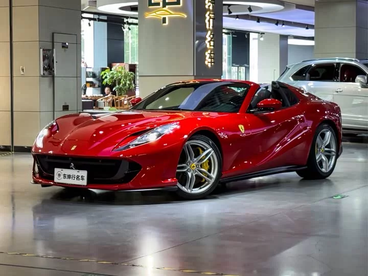 ferrari 812