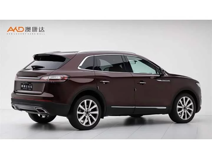 Lincoln Voyager