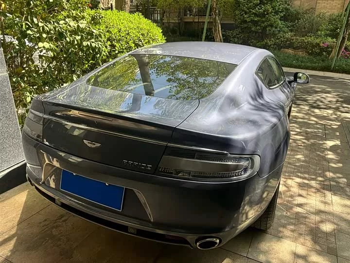 Aston Martin Rapide