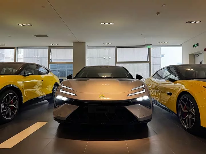 Lotus EMEYA